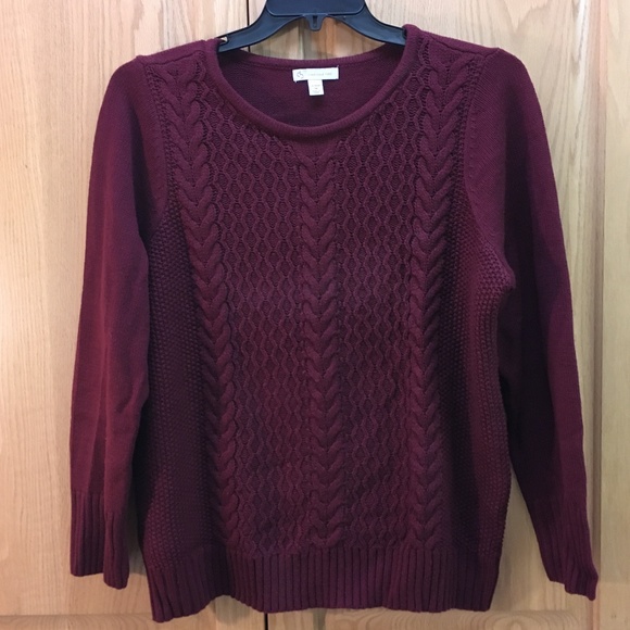 Dress Barn Sweaters - Dressbarn cable knit scoop neck sweater